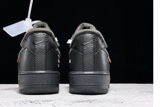 Nike '07 Low Off-White Air   1 MoMA Force  AV5210-001 0708